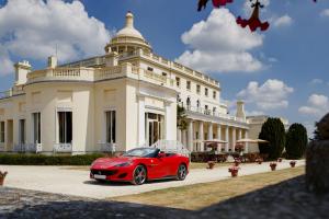 Ferrari Portofino 2018 года
